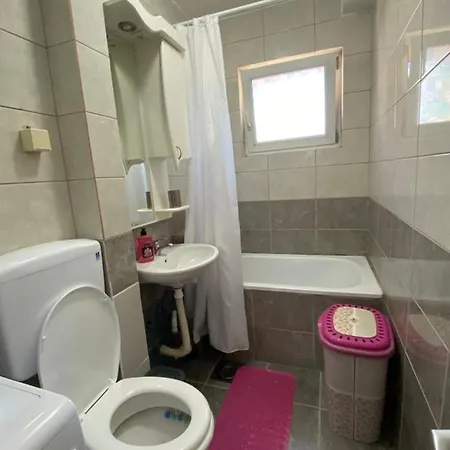 - Stan Na Dan Lenjinka * Vranje